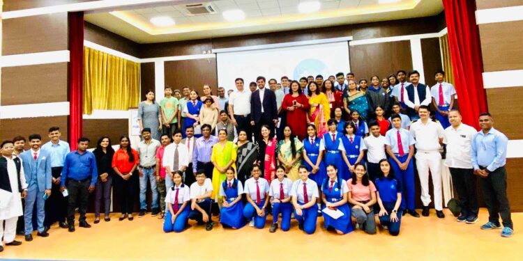 G20 Theme Education Summit, The Big Brain Brilliance Knowledge Hub, ScholarsTree Educare Pvt Ltd, Dr. Pratik Mungekar, Dr. Saravjeet Kirad, S B Patil Public School, Dr.Pratik Rajan Mungekar, Dr Saravjeet Kirad, Dr. Renu Singh, Dr Prachetan Potadar, Mrs. Bhawana Gupta, Mrs. Shweta Pankaj,